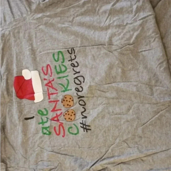 I Ate Santa's Cookies #noregrets Grey T-shirt Christmas Festive Holidays - Picture 2 of 2